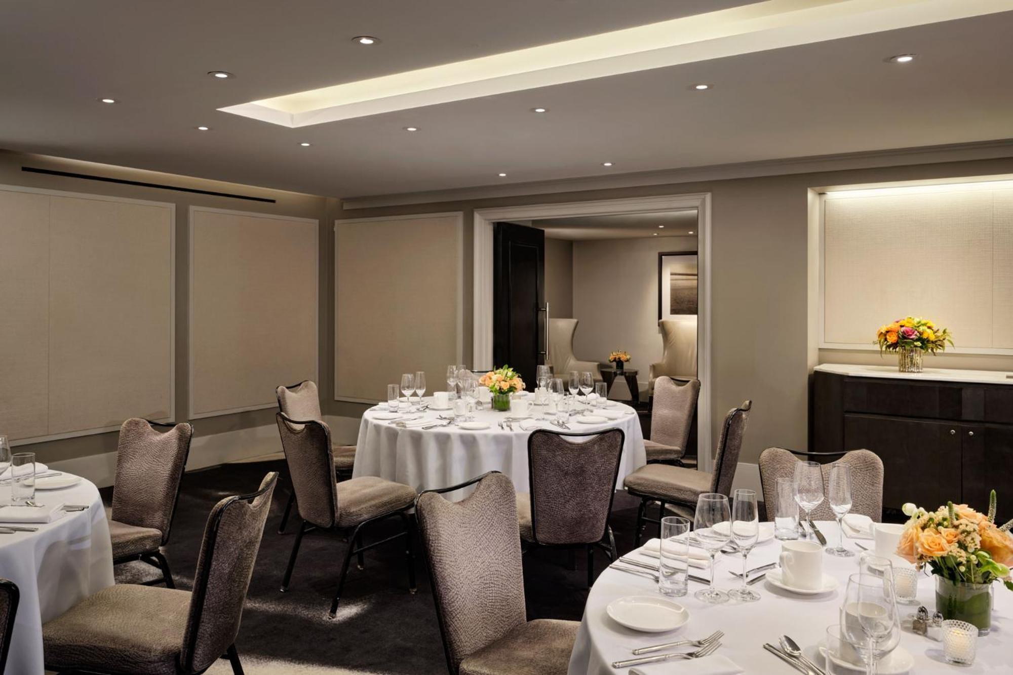 Loews Regency New York Hotel Экстерьер фото
